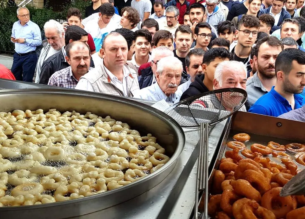Hayır Lokmasının Anlamı ve Hikayesi 6 Hayir lokmasi lokmaci istanbul 2, İstanbul hayır lokması